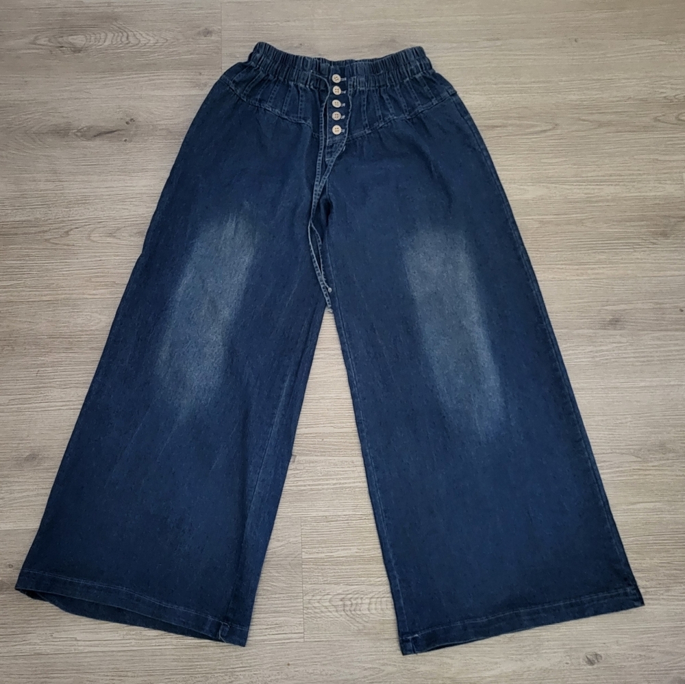 Denim Jeans with Button Detail Womens XS Elastic Waste Back Pockets Y2k Wide Leg